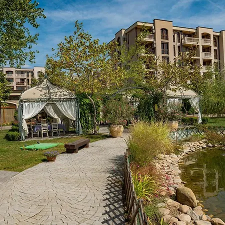 Apartahotel Menada In Cascadas Sunny Beach