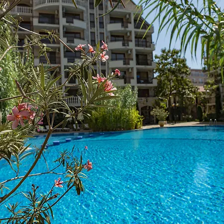 Apartahotel Menada In Cascadas Sunny Beach